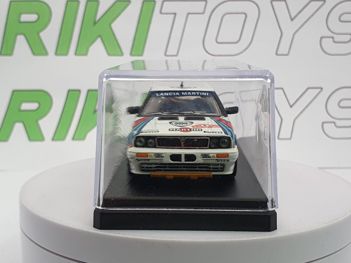 Lancia Delta 4WD Edicola 1/43 Bianco 1987 - RikiToys - Edicola