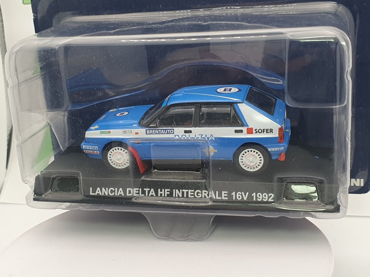 Lancia Delta HF Integrale Polizia Edicola 1/43 Azzurro 1992 - RikiToys - Edicola