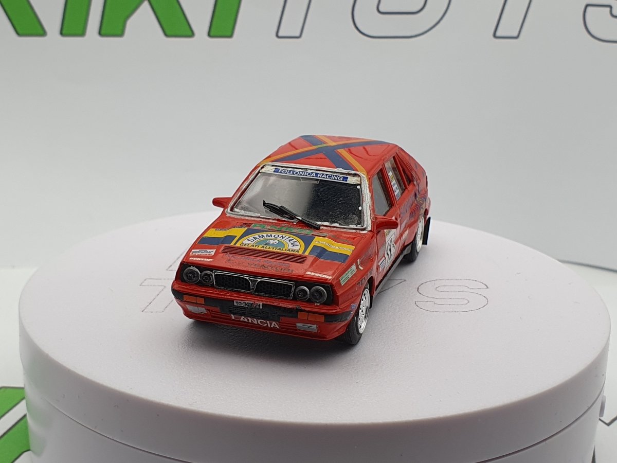 Modèle Réduit Lancia Delta Integrale Martini Racing 1:43 Par Vitesse - Occasion