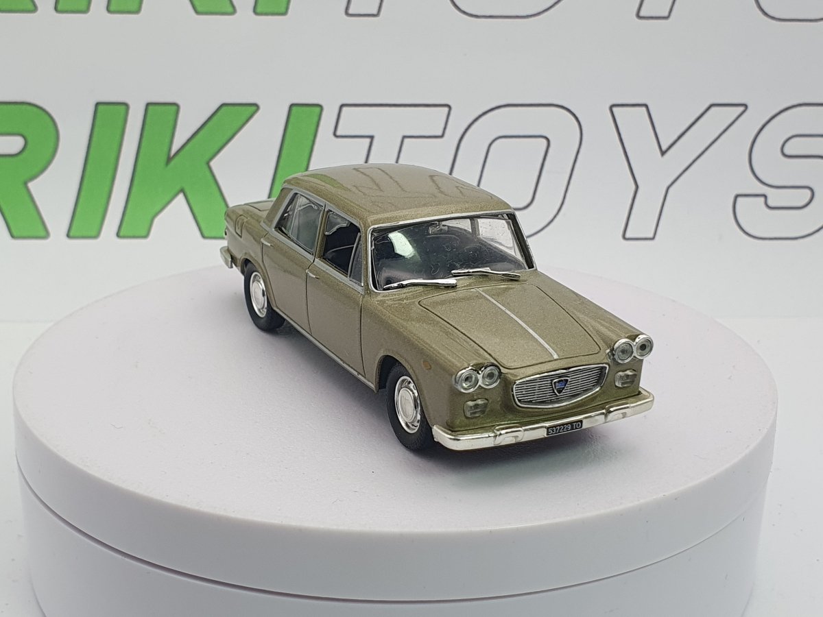 Lancia Flavia Berlina Norev 1/43 Oro 1961 - RikiToys - Norev