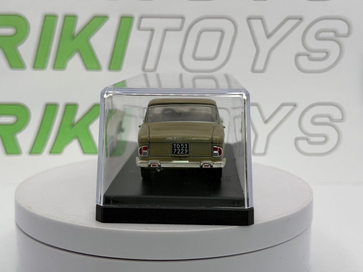Lancia Flavia berlina Norev 1/43 Oro metallizzato 1961 - RikiToys - Norev