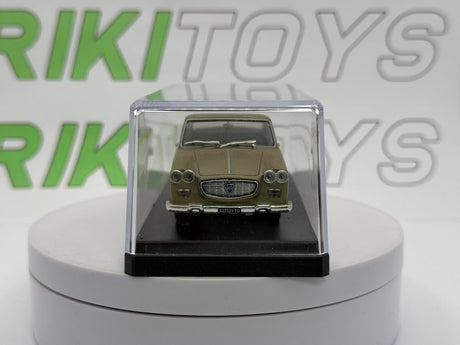 Lancia Flavia berlina Norev 1/43 Oro metallizzato 1961 - RikiToys - Norev
