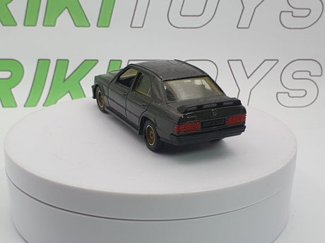 Mercedes Benz 190 2.3 16v Solido 1/43 Nero - RikiToys - Solido