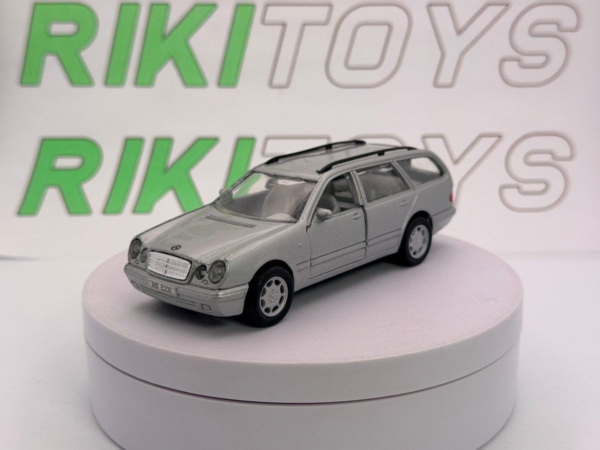 Mercedes Benz 230 TE Welly 1/40 Argento - RikiToys - Welly