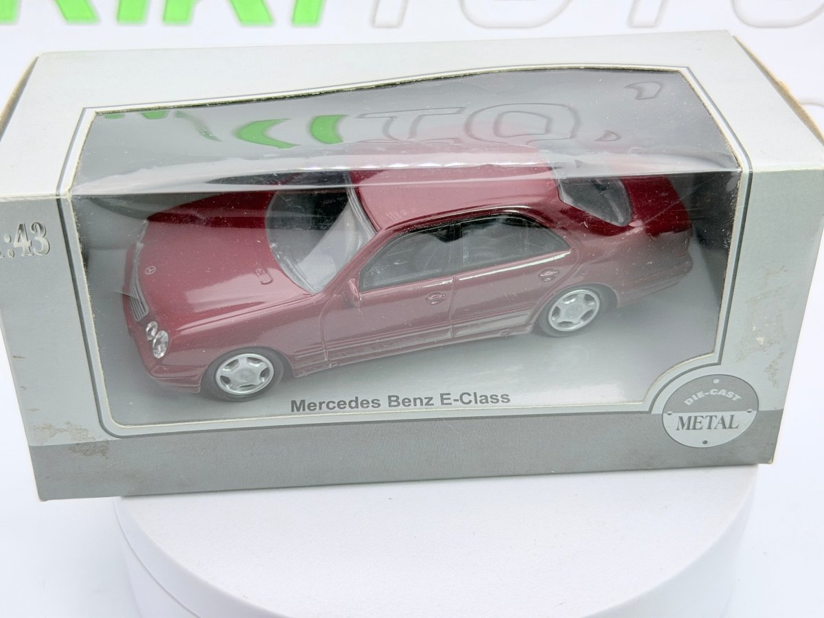 Mercedes Benz E 200 Automax 1/43 Rosso scuro 1996 - RikiToys - Automax