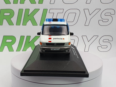 Mercedes Benz Vito Edicola 1/43 Azzurro 2004 - RikiToys - Edicola