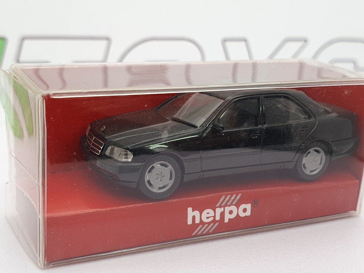 Mercedes C220 Herpa 1/87 Nero - RikiToys - Herpa
