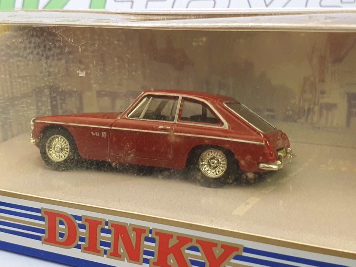 MG B GT V8 Dinky 1/43 Arancione 1973 - RikiToys - Dinky