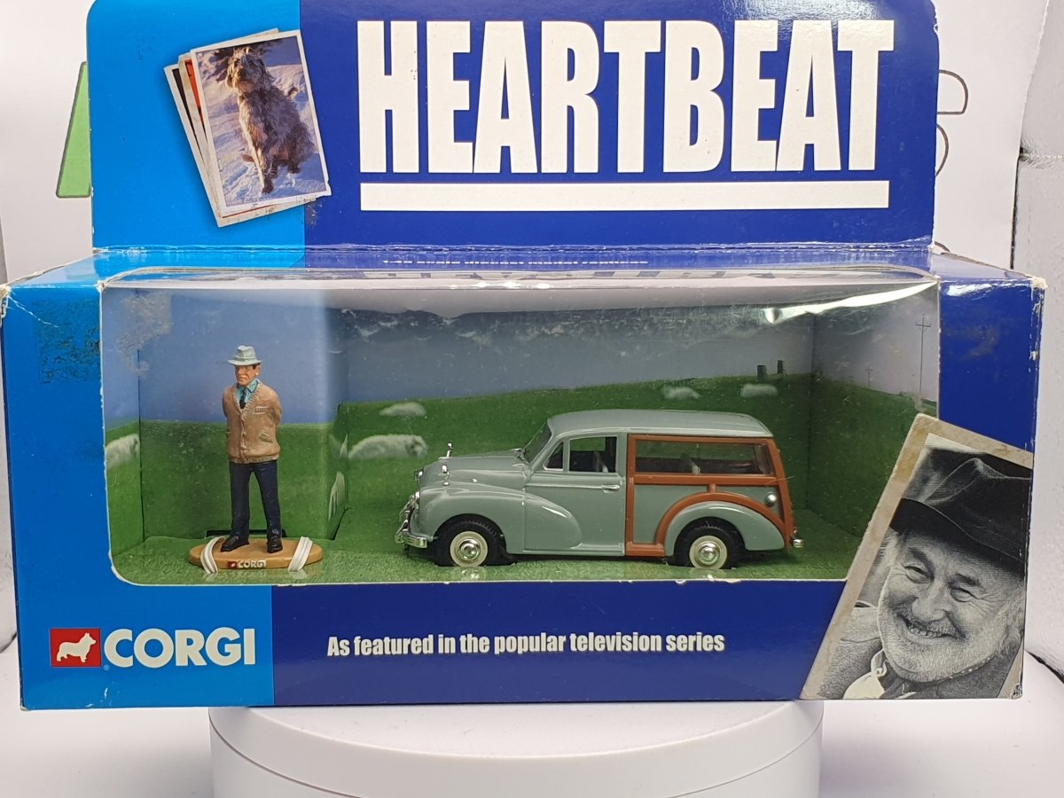 Morris Mini Traveller Corgi 1/43 Verde 1952 - RikiToys - Corgi