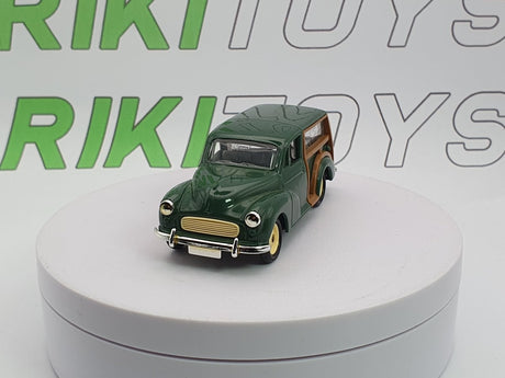 Morris Minor Countryman Days Gone 1/43 Verde - RikiToys - Days Gone