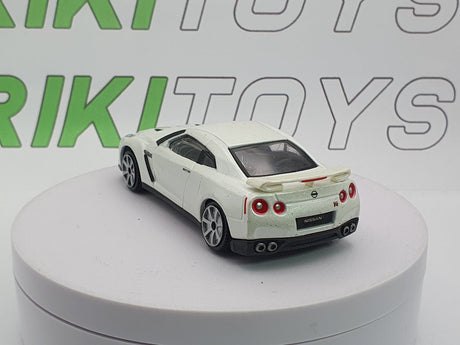 Nissan GT - R Burago 1/43 Bianco 2009 - RikiToys - Burago