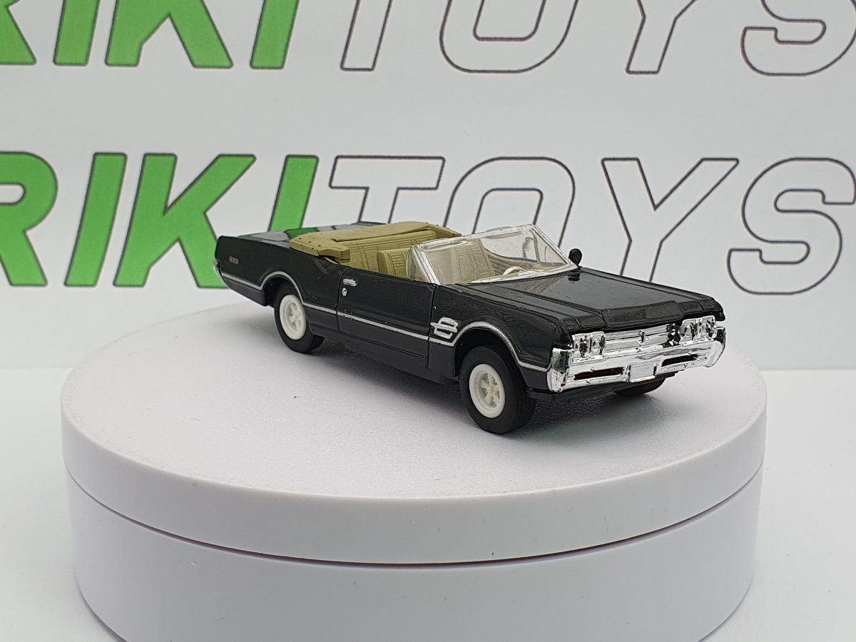 Oldsmobile 442 (1966) New Ray 1/43 - RikiToys - New Ray#