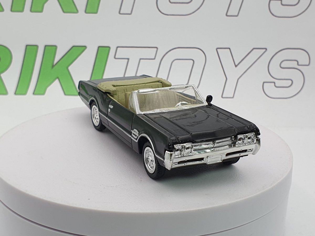 Oldsmobile 442 New Ray 1/43 Nero 1966 - RikiToys - New Ray