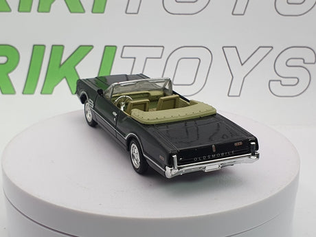 Oldsmobile 442 New Ray 1/43 Nero 1966 - RikiToys - New Ray
