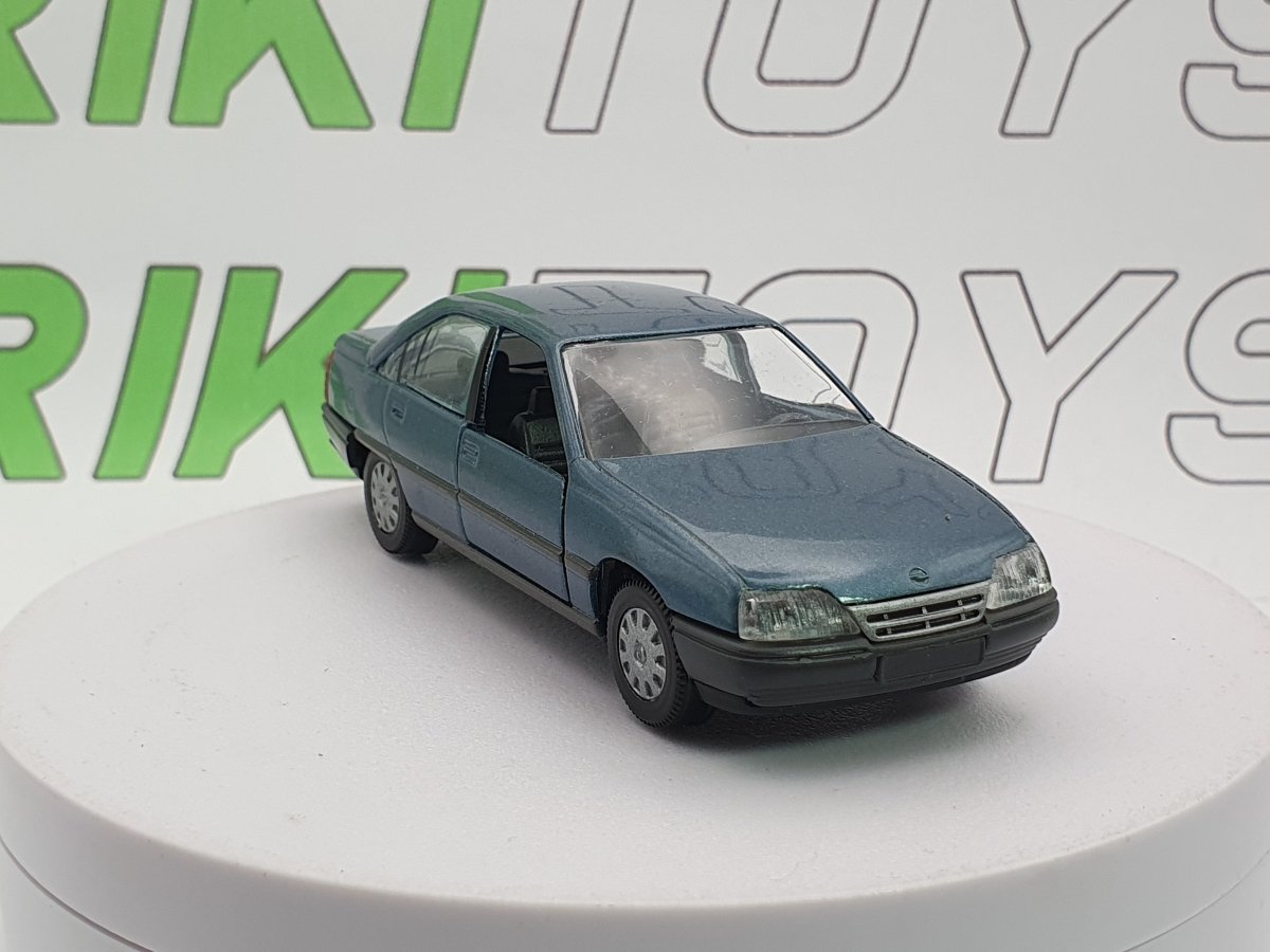 Opel Omega Berlina Gama 1/43 Azzurro 1991 - RikiToys - Gama