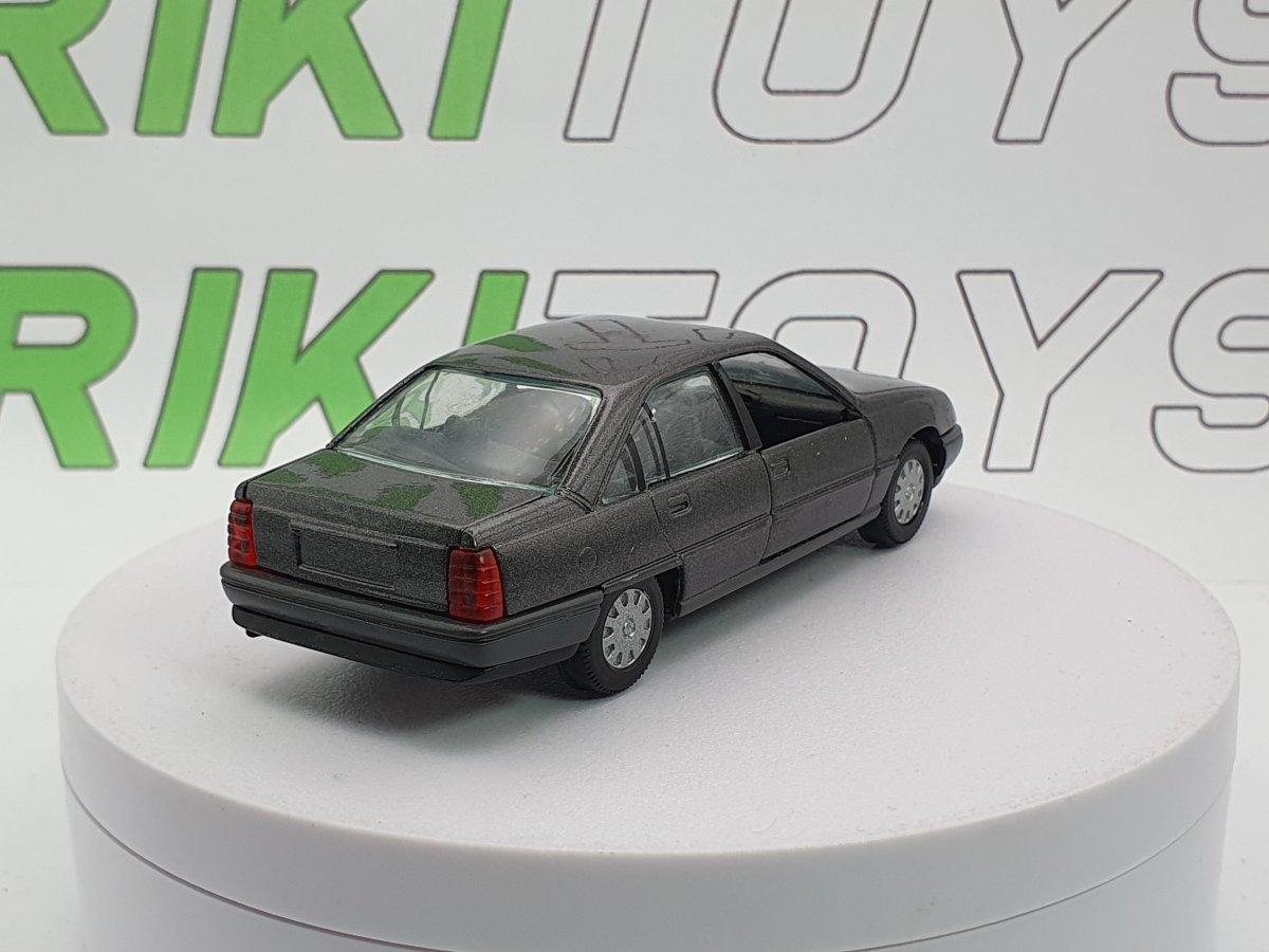 Opel Omega Berlina Gama 1/43 Grigio 1987 - RikiToys - Gama