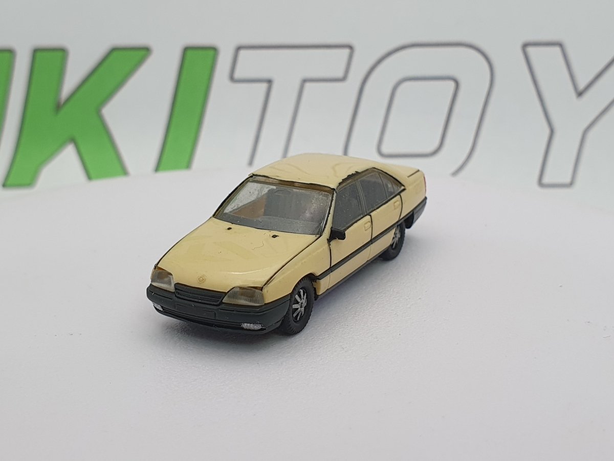 Opel Omega GLS Herpa 1/87 Beige 1986 - RikiToys - Herpa