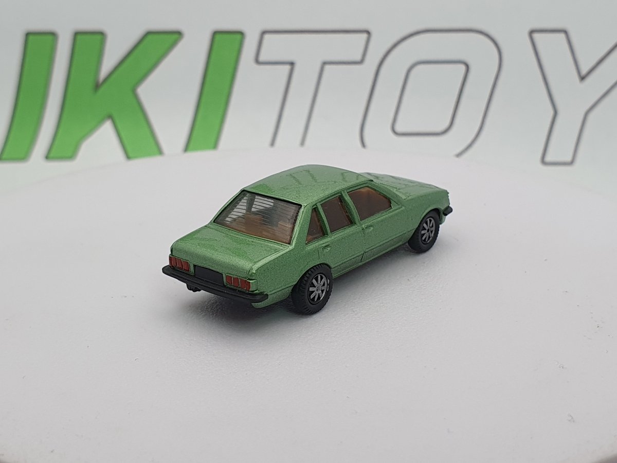 Opel Rekord 2,0 E 1/87 Verde 1977 - RikiToys - RikiToys
