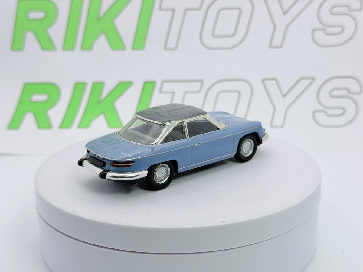 Panhard 24 CT Solido 1/43 Celeste - RikiToys - Solido