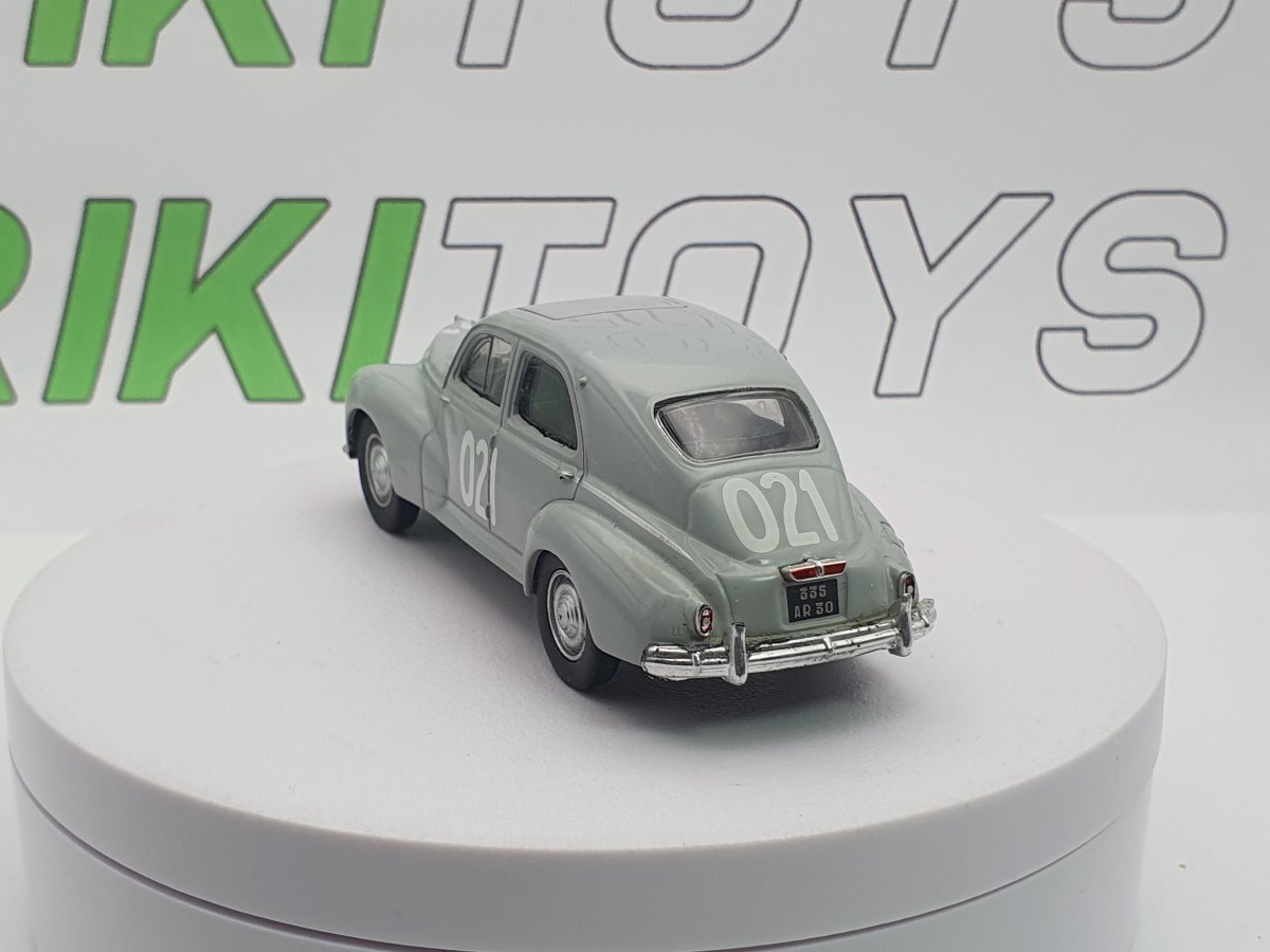 Peugeot 203 Norev 1/43 Grigio 1948 - RikiToys - Norev