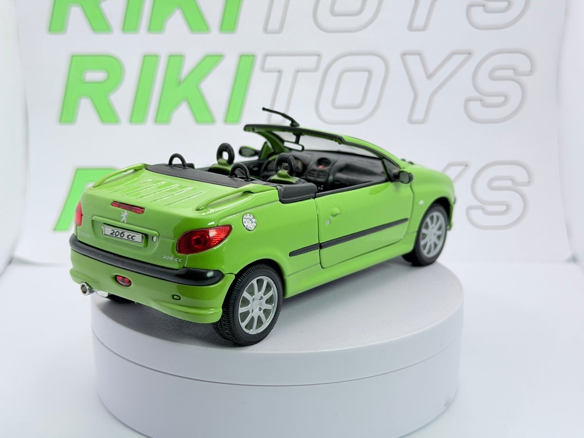 Peugeot 206 CC Welly 1/24 Verde - RikiToys - Welly