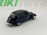 Peugeot 402 Norev 1/43 Nero - RikiToys - Norev