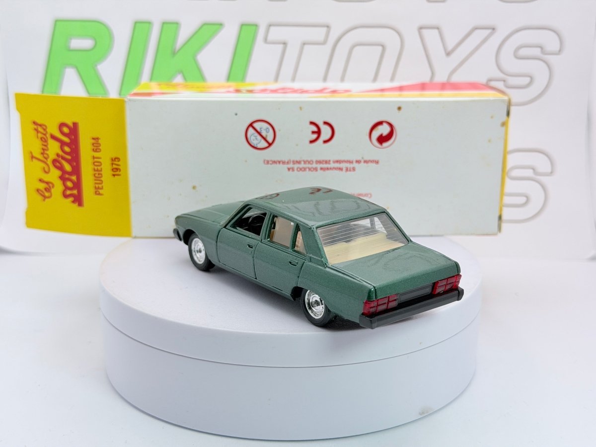 Peugeot 604 V6 SL Solido 1/43 Verde 1975 - RikiToys - Solido