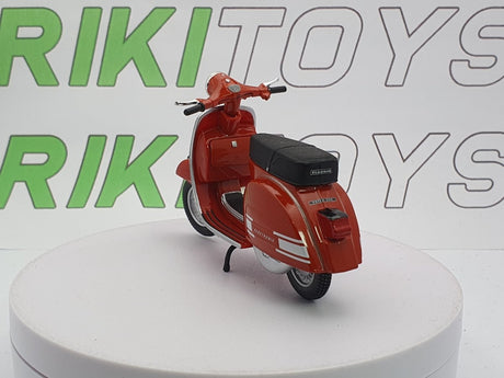Piaggio Vespa 200 Rally Maisto 1/18 Arancione 1972 - RikiToys - Maisto