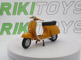 Piaggio Vespa 50 R Maisto 1/18 Arancione 1973 - RikiToys - Maisto