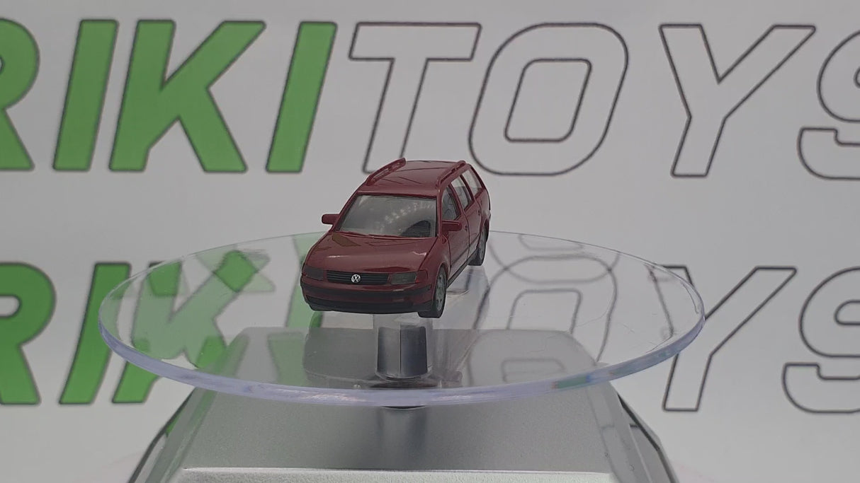 Volkswagen Passat Station Wagon Herpa 1/87 Rosso 1996