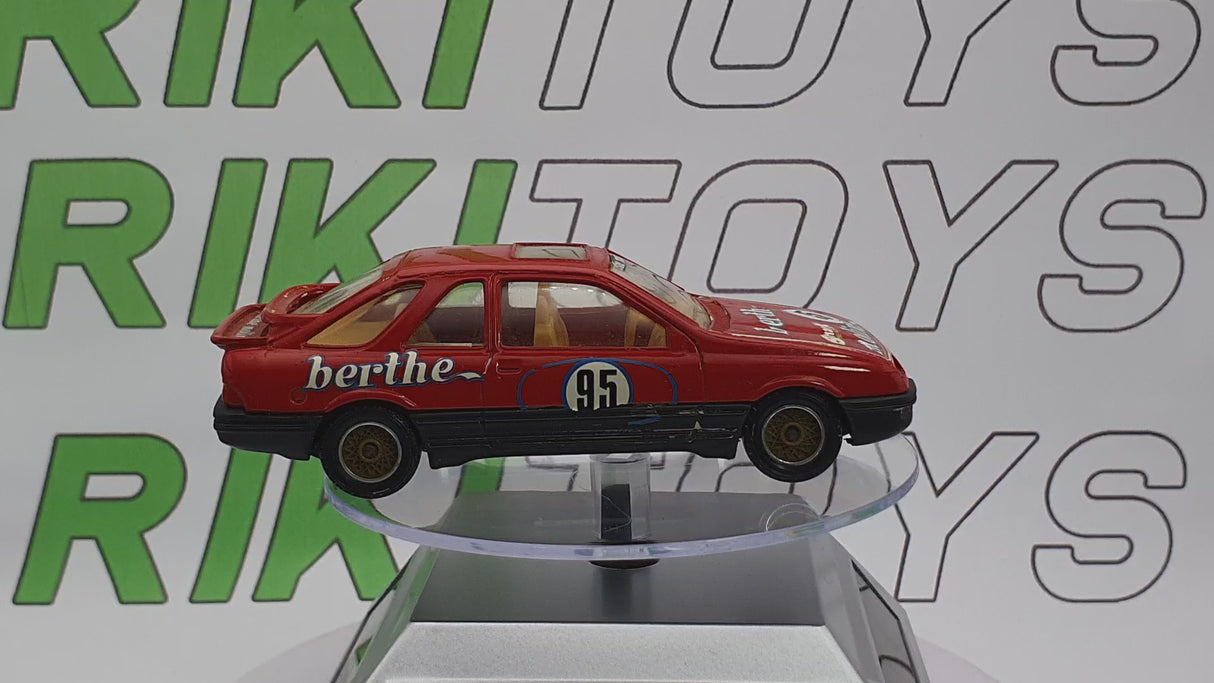 Ford Sierra XRGi Solido 1/43 Rosso 1985