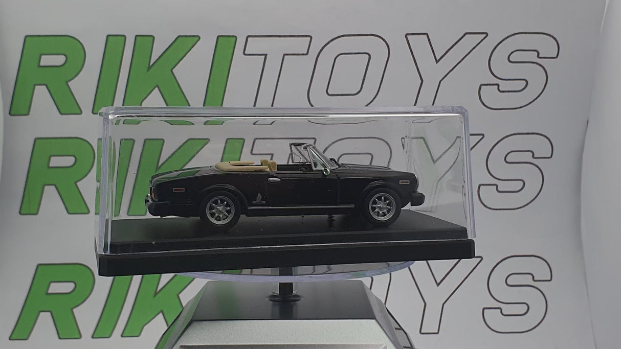 Fiat 124 Spider USA Edicola 1/43 Nero