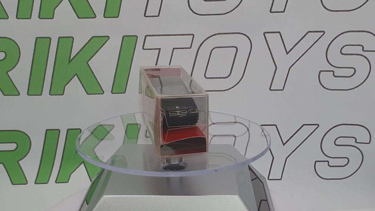 Mercedes C220 Herpa 1/87 Nero