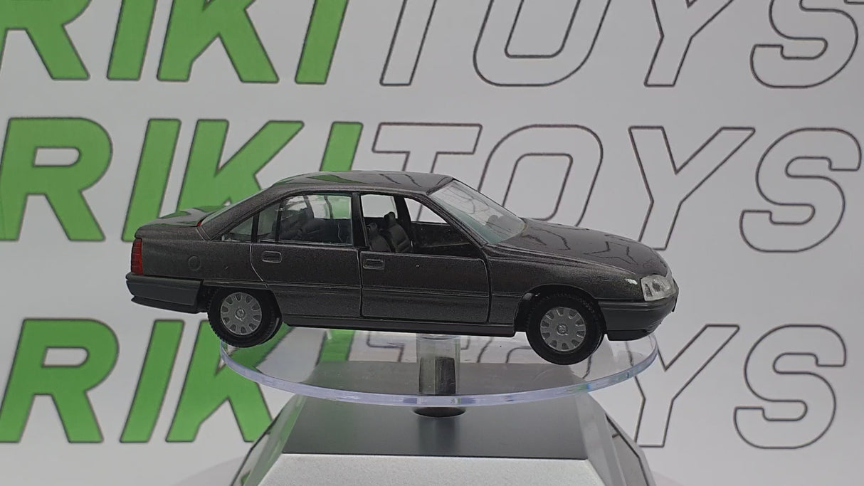 Opel Omega Berlina Gama 1/43 Grigio 1987