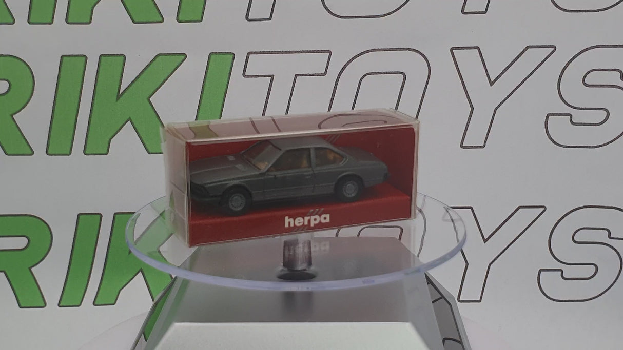 BMW 633 Herpa 1/87 Grigio