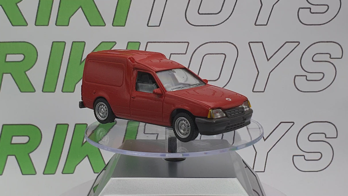 Vauxhall Astra Max AHC Pilen 1/43 Rosso 1985
