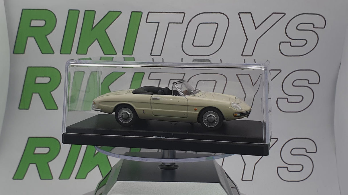 Alfa Romeo Duetto Osso di Seppia Edicola 1/43 Bianco 1966