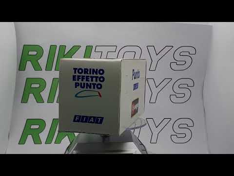Fiat Punto Mk1 Burago 1/43 Blu metallizzato 1993
