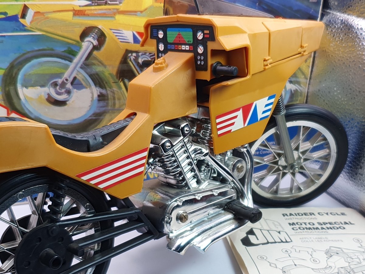 Raider Cycle Mattel Beige - RikiToys - Mattel#