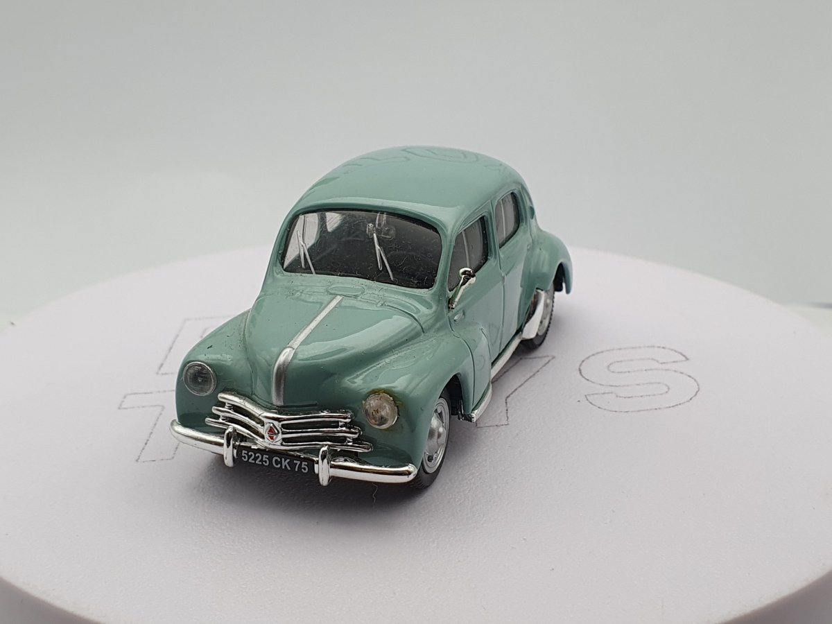 Renault 4 CV Univesal Hobbies 1/43 - RikiToys - Univesal Hobbies#