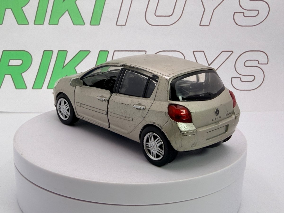 Renault Clio 3 New Ray 1/35 Argento - RikiToys - New Ray