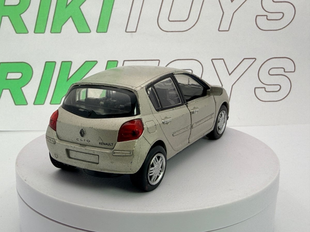 Renault Clio 3 New Ray 1/35 Argento - RikiToys - New Ray
