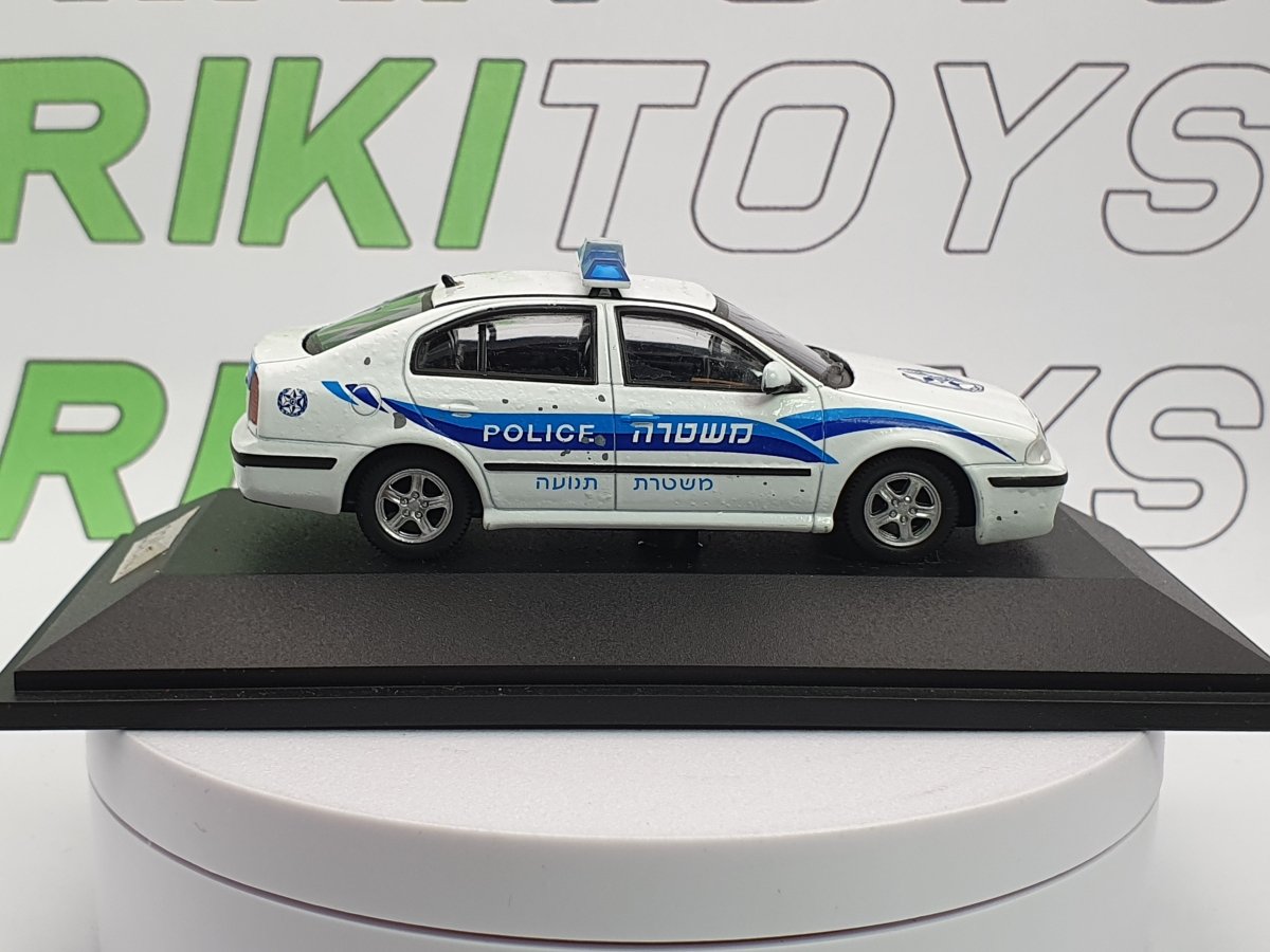 Skoda Octavia Edicola 1/43 Bianco 1998 - RikiToys - Edicola