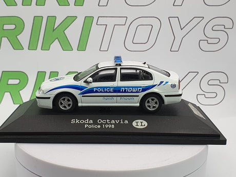 Skoda Octavia Edicola 1/43 Bianco 1998 - RikiToys - Edicola