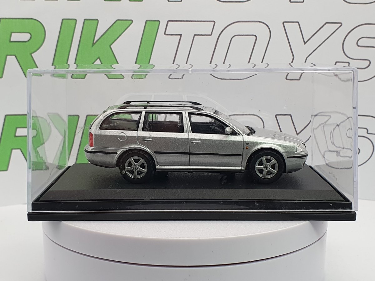 Skoda Octavia Wagon 1a serie Abrex 1/43 - RikiToys - Abrex#