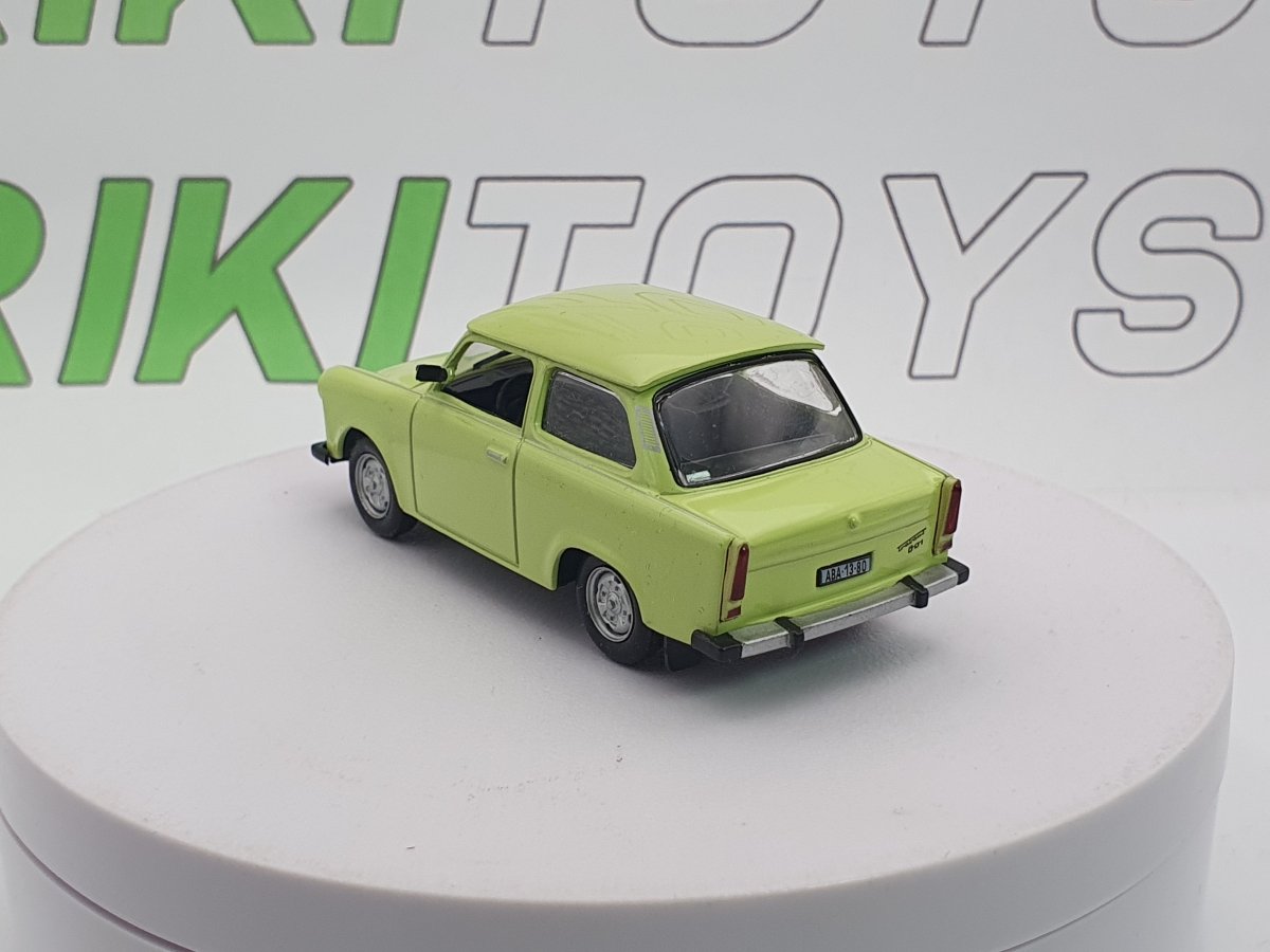 Trabant 601 Edicola 1/43 Verde - RikiToys - Edicola