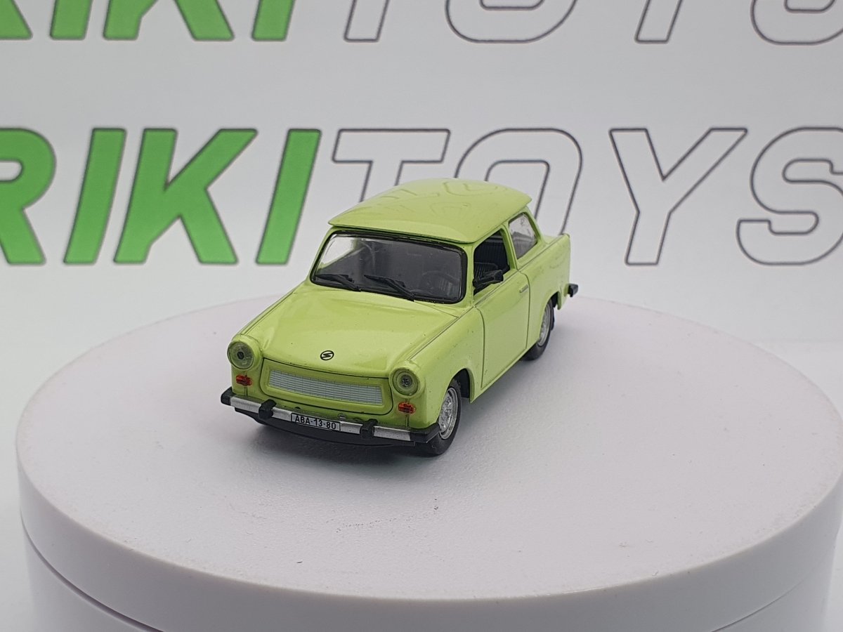 Trabant 601 Edicola 1/43 Verde - RikiToys - Edicola