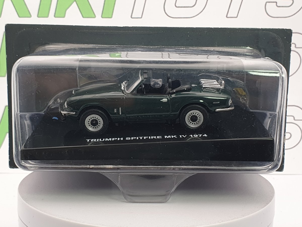 Triumph Spitfire MK IV Edicola 1/43 Verde 1974 - RikiToys - Edicola