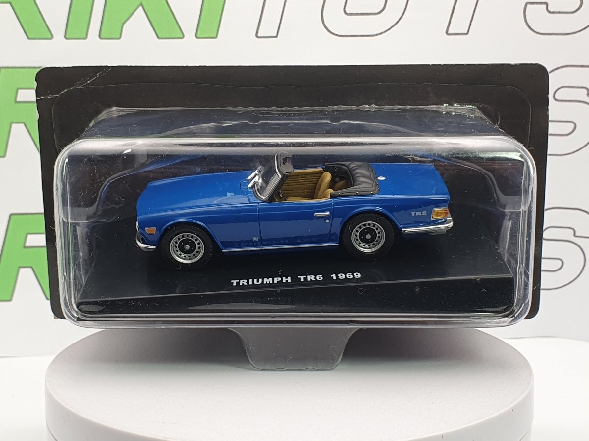 Triumph TR 6 (1969) Edicola 1/43 - RikiToys - Edicola#