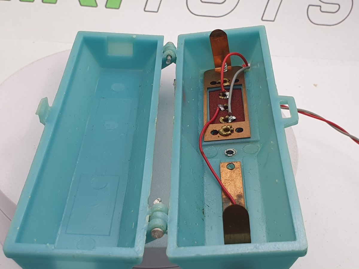 Triumph TR3 Bandai 1/20 Bianco 1959 - RikiToys - Bandai